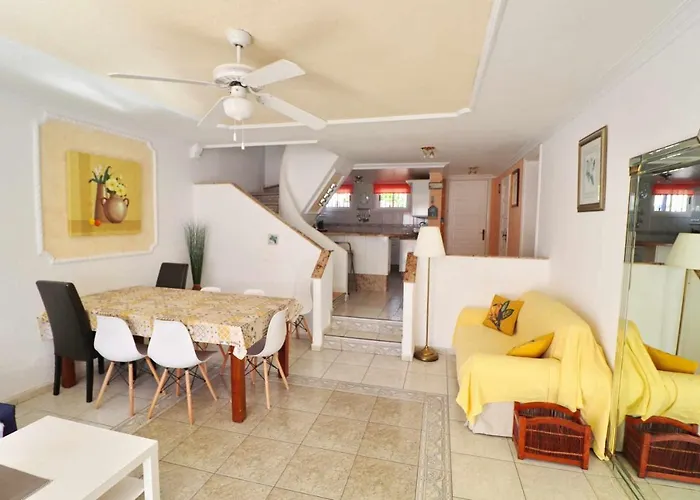 Vila Parque Santiago Ii Villa1 By Tenerife & Sales