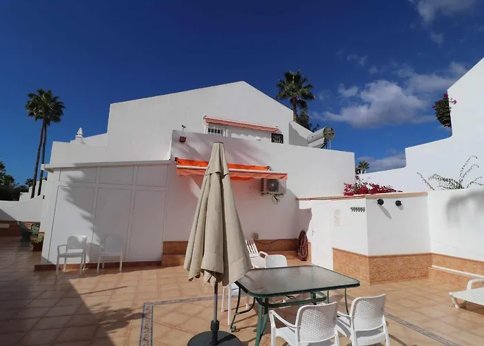 Parque Santiago Ii Villa1 By Tenerife & Sales Vila *